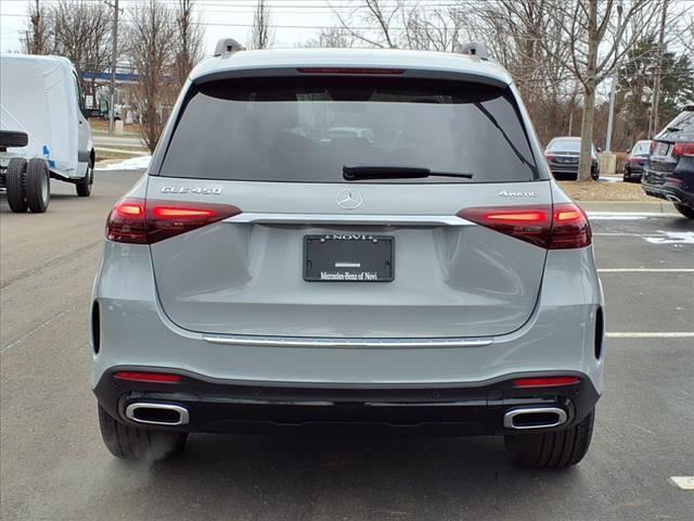 new 2025 Mercedes-Benz GLE 450 car, priced at $81,965