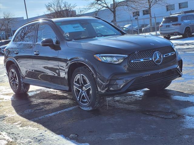 new 2025 Mercedes-Benz GLC 300 car, priced at $62,450