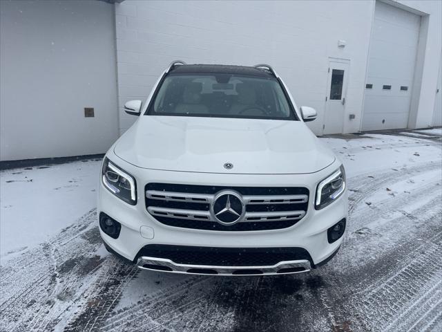 used 2020 Mercedes-Benz GLB 250 car, priced at $27,398