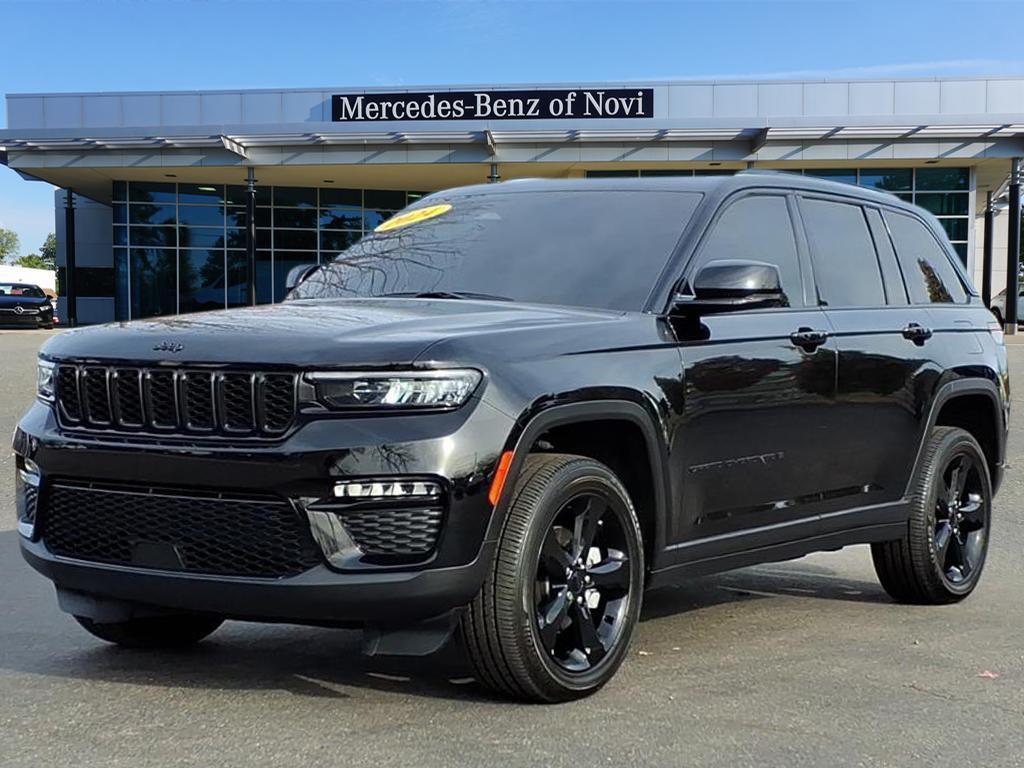 used 2024 Jeep Grand Cherokee car, priced at $36,998