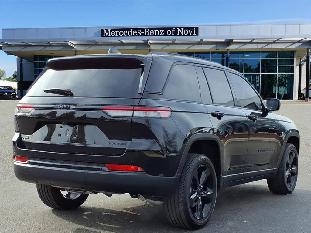 used 2024 Jeep Grand Cherokee car, priced at $36,998