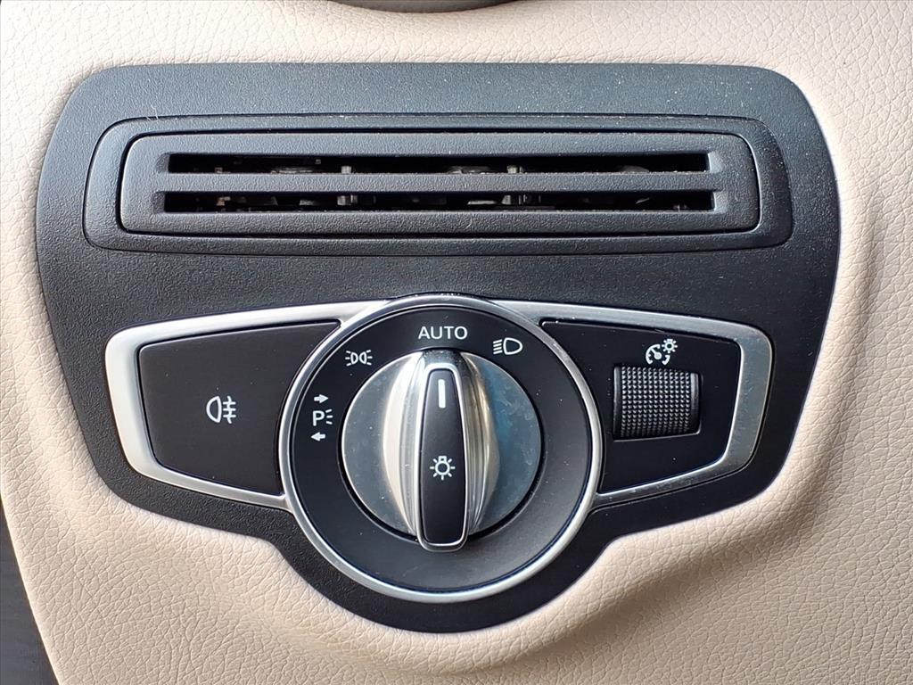 used 2022 Mercedes-Benz GLC 300 car, priced at $34,598