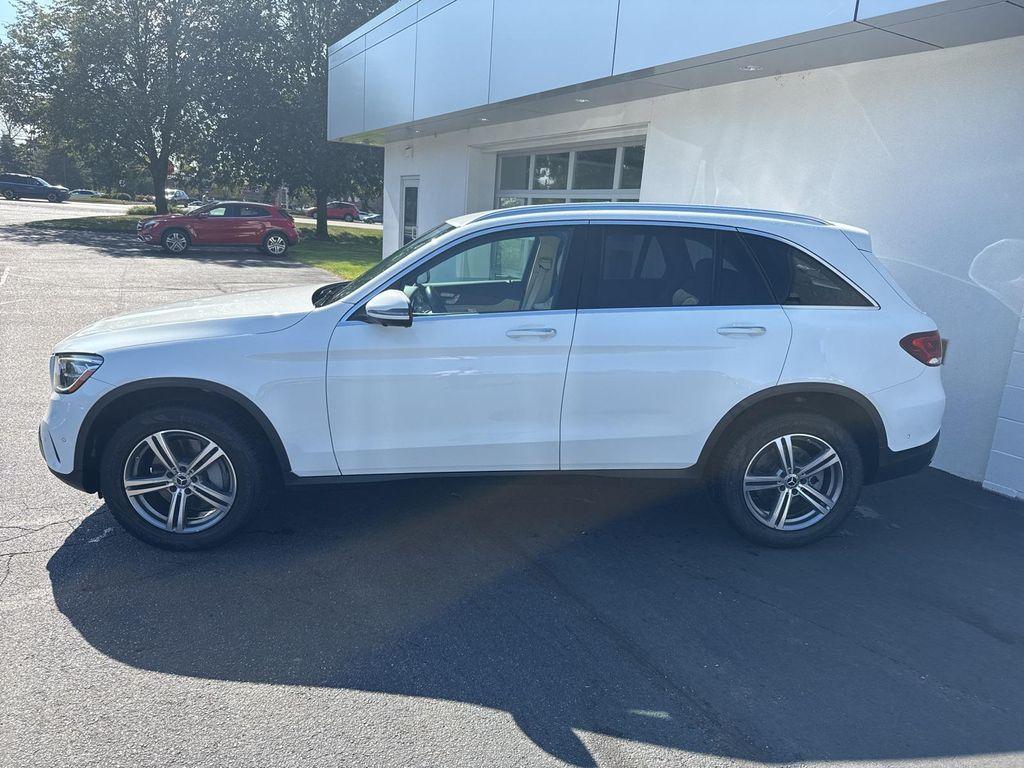 used 2022 Mercedes-Benz GLC 300 car, priced at $35,516