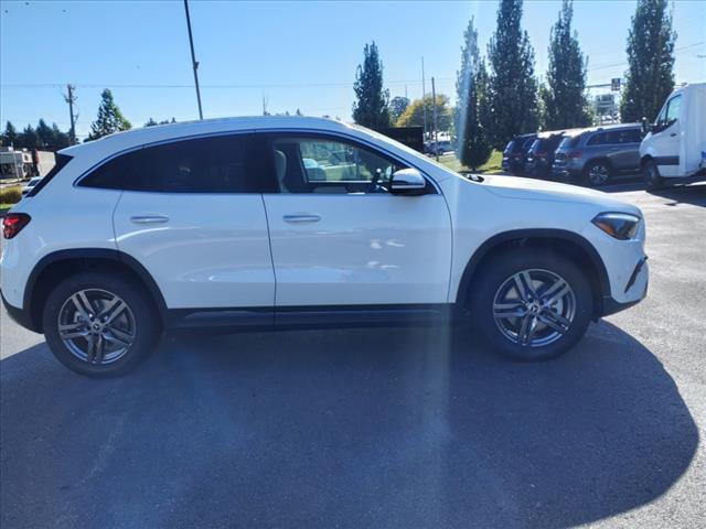 new 2025 Mercedes-Benz GLA 250 car, priced at $50,160