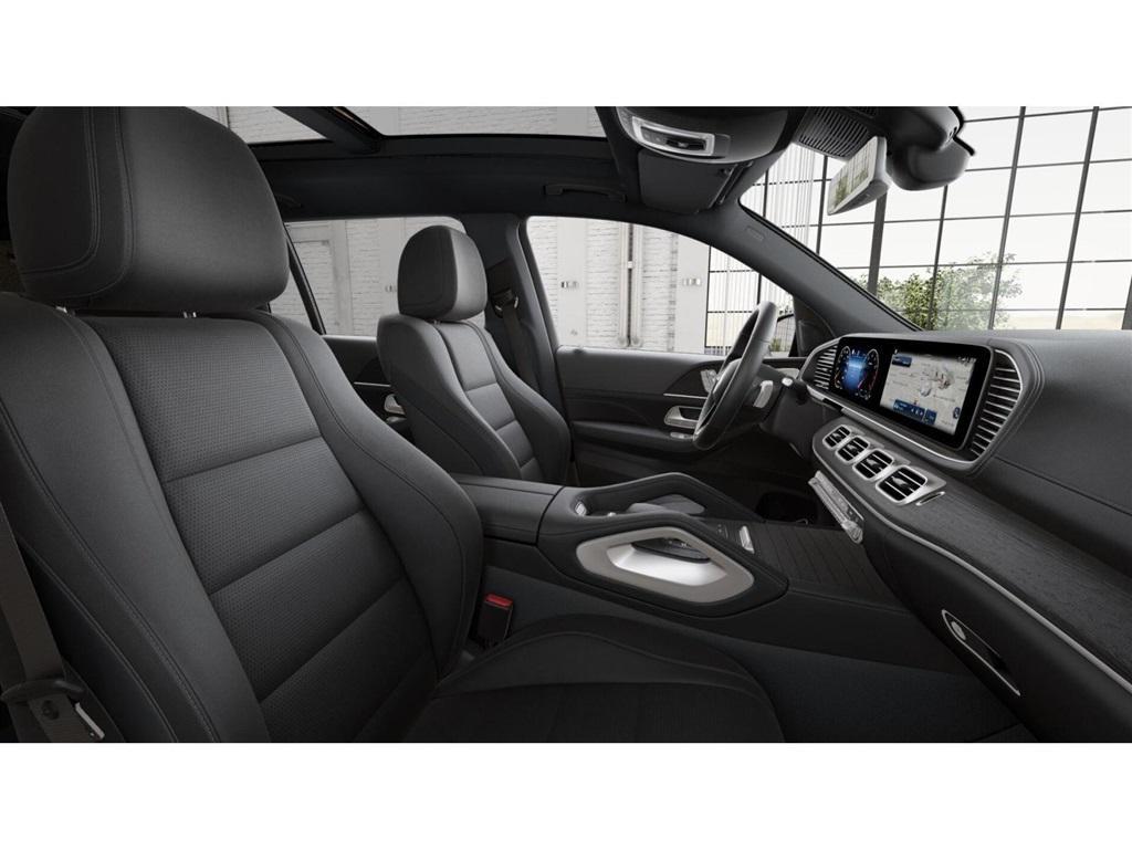 new 2025 Mercedes-Benz GLS 450 car, priced at $92,730