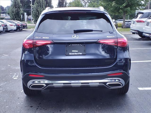 new 2024 Mercedes-Benz GLC 300 car, priced at $57,578