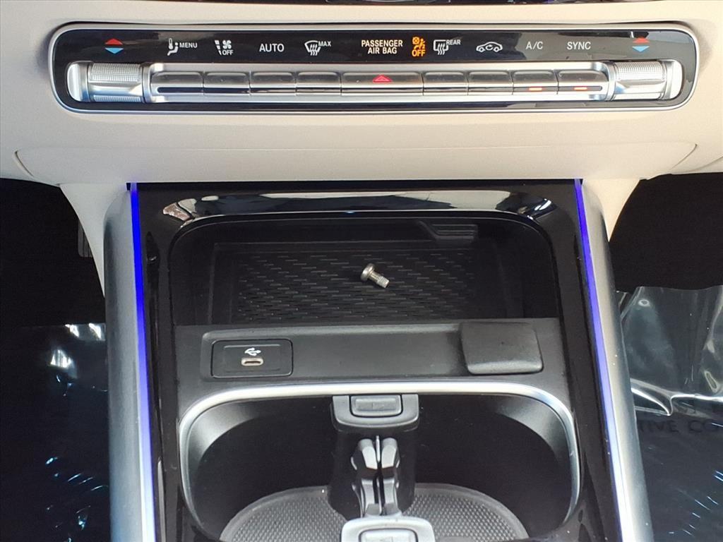 used 2025 Mercedes-Benz GLA 250 car, priced at $37,998