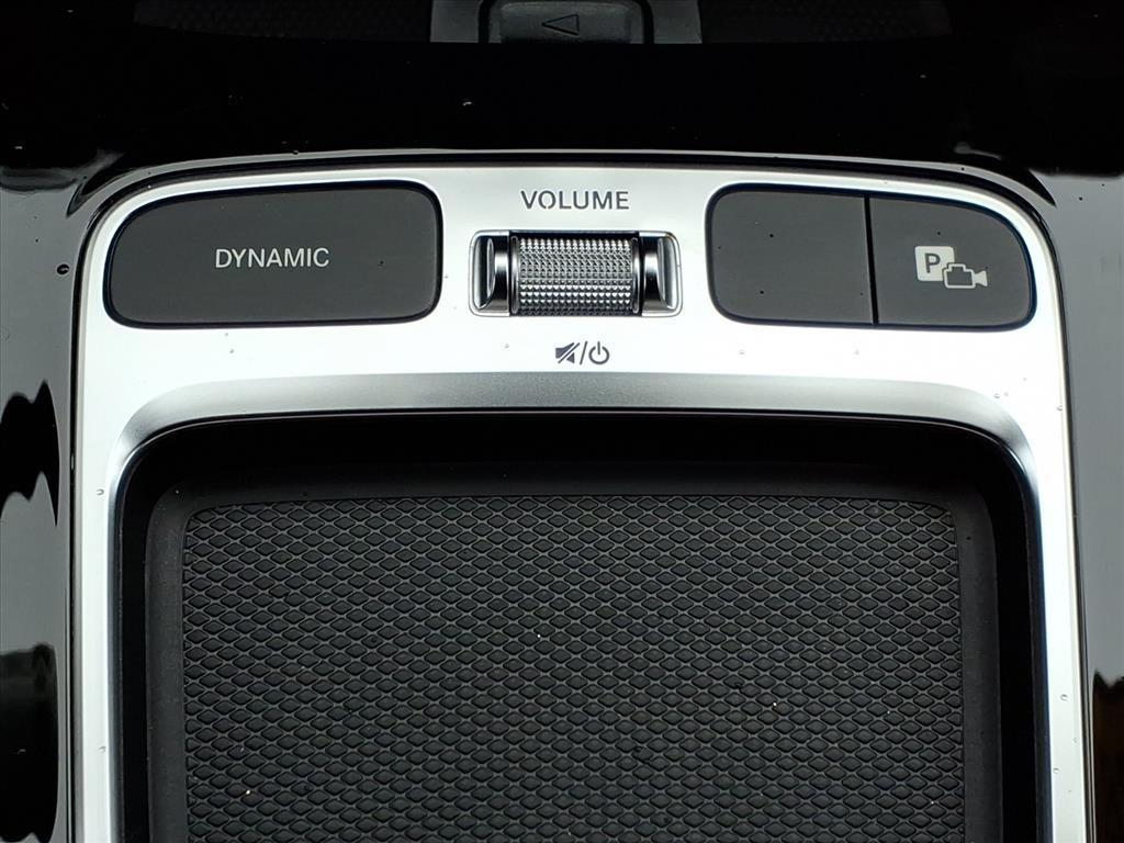 used 2025 Mercedes-Benz GLA 250 car, priced at $37,998