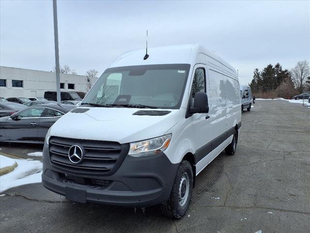 new 2025 Mercedes-Benz Sprinter 2500 car, priced at $70,901