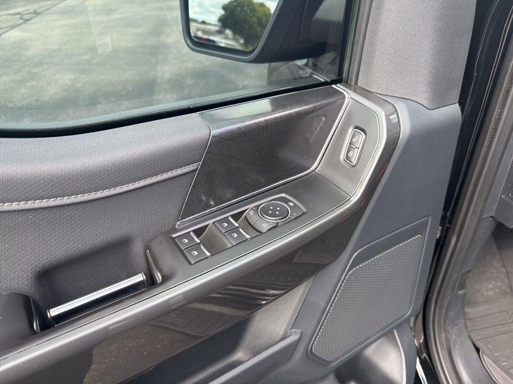 used 2022 Ford F-150 car, priced at $38,975