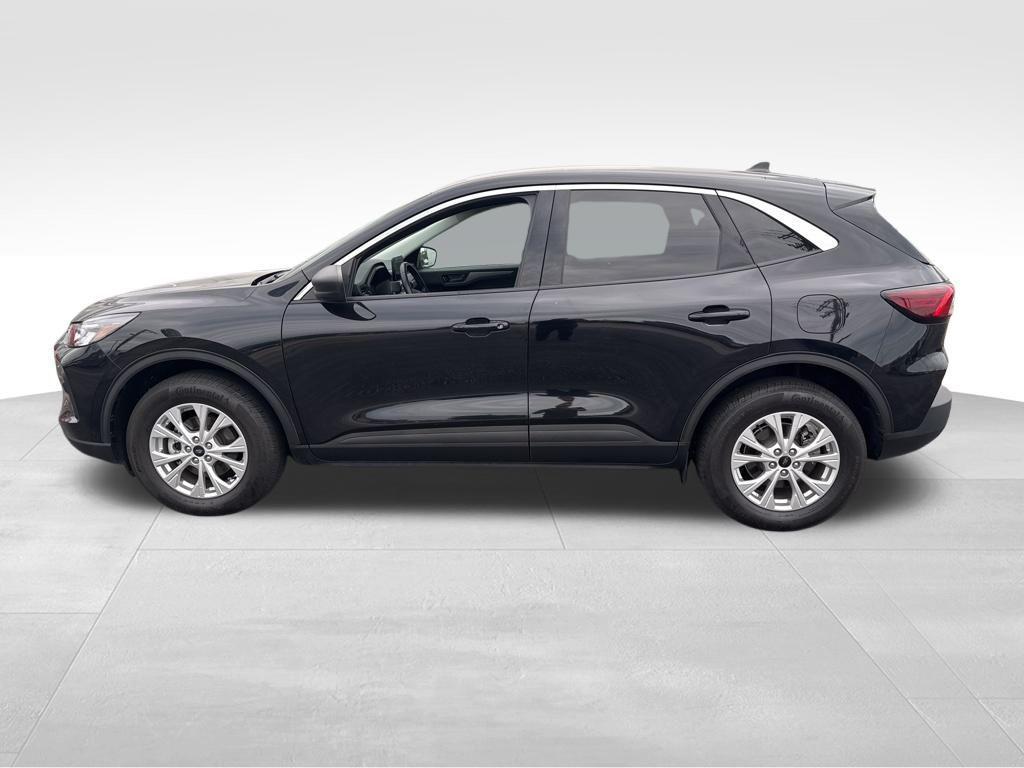 used 2023 Ford Escape car, priced at $23,434