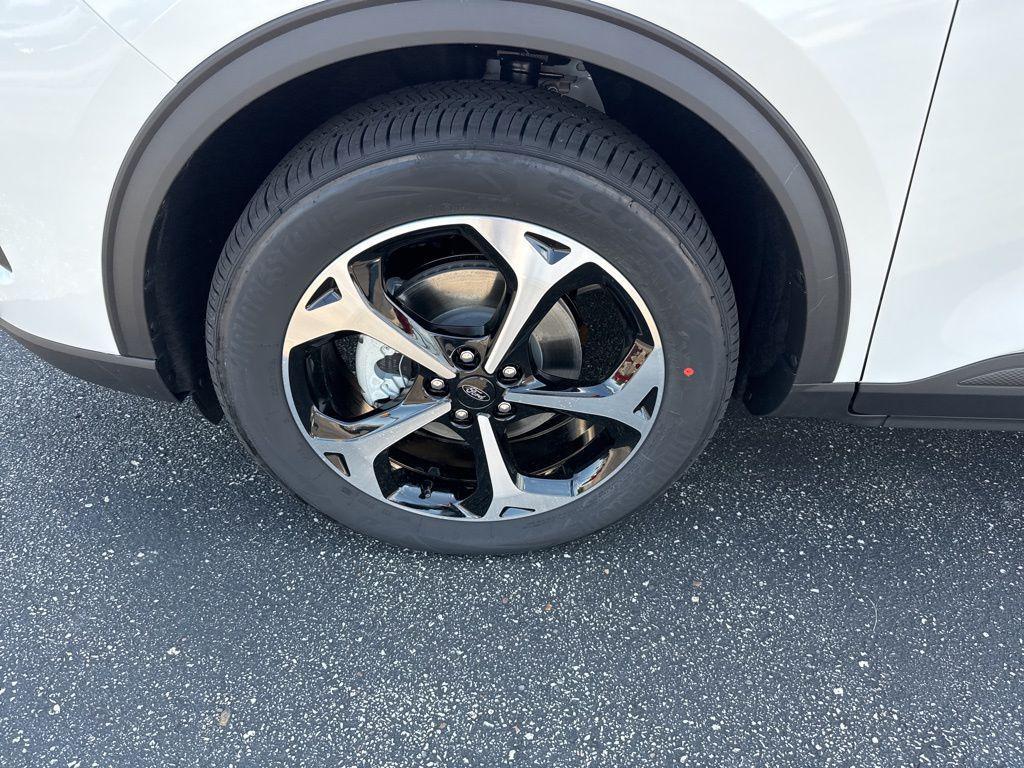 new 2025 Ford Escape car, priced at $33,575