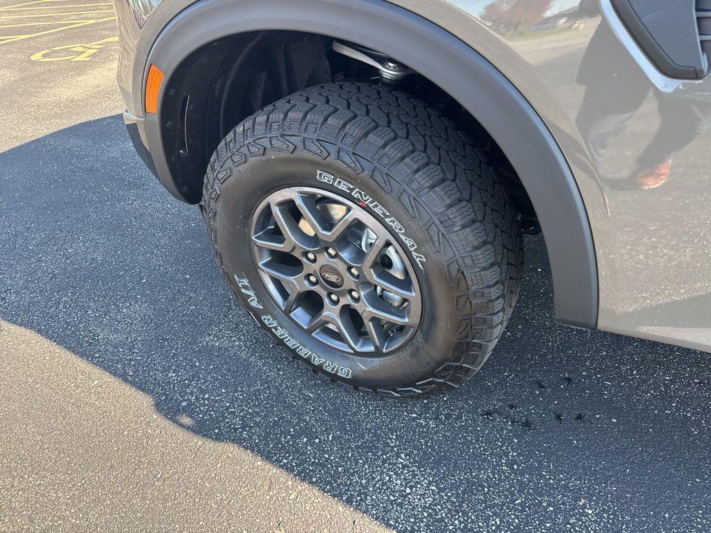 new 2025 Ford Ranger car, priced at $41,570