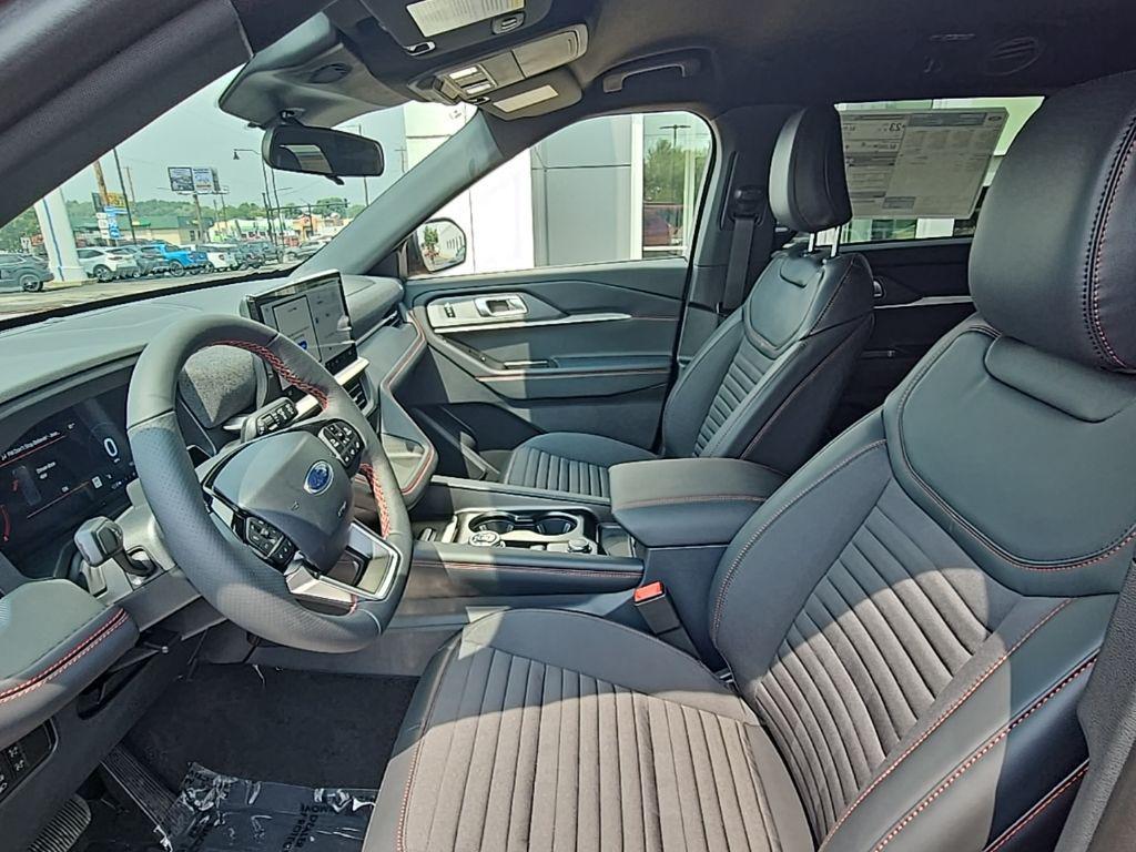 new 2025 Ford Explorer car, priced at $47,710