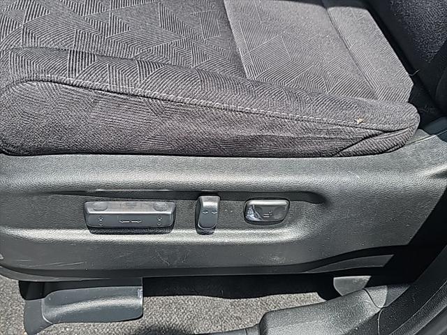 used 2022 Honda Pilot car, priced at $32,292