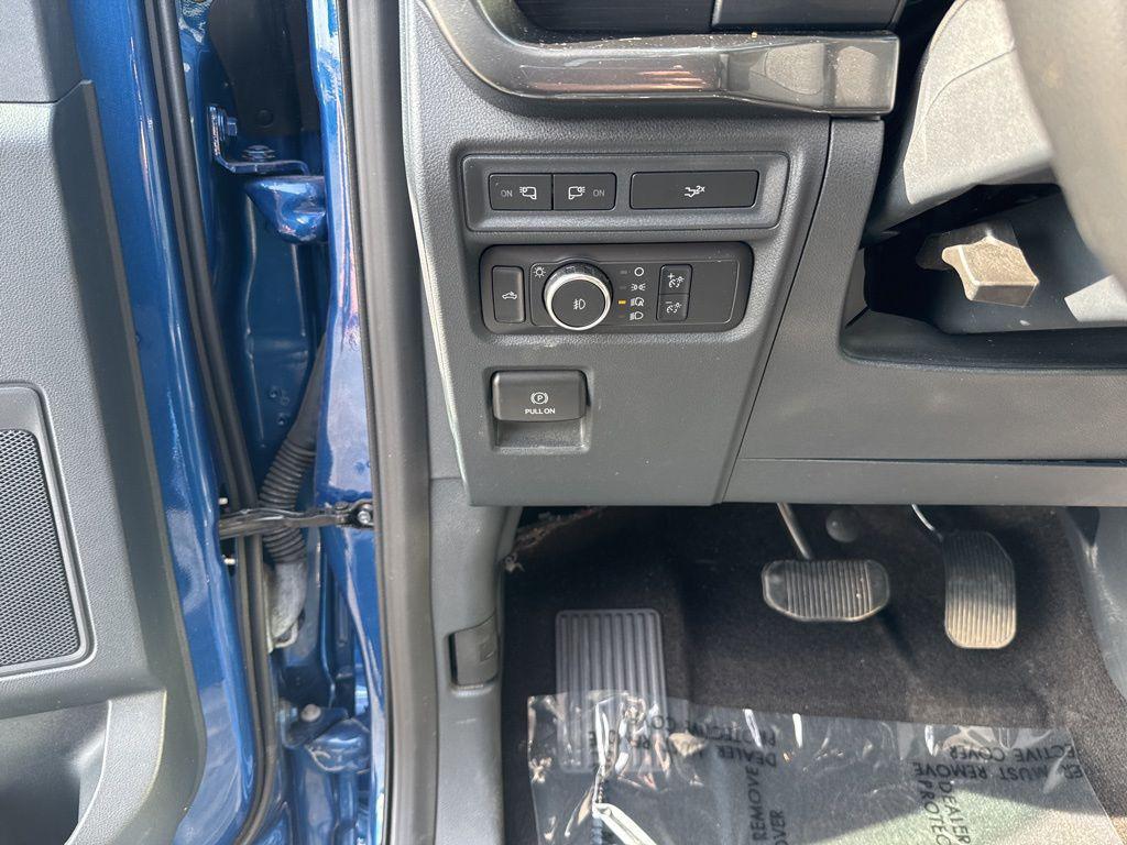 used 2022 Ford F-150 car, priced at $37,575