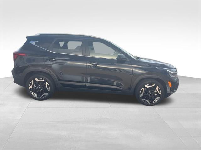 used 2024 Kia Seltos car, priced at $25,635