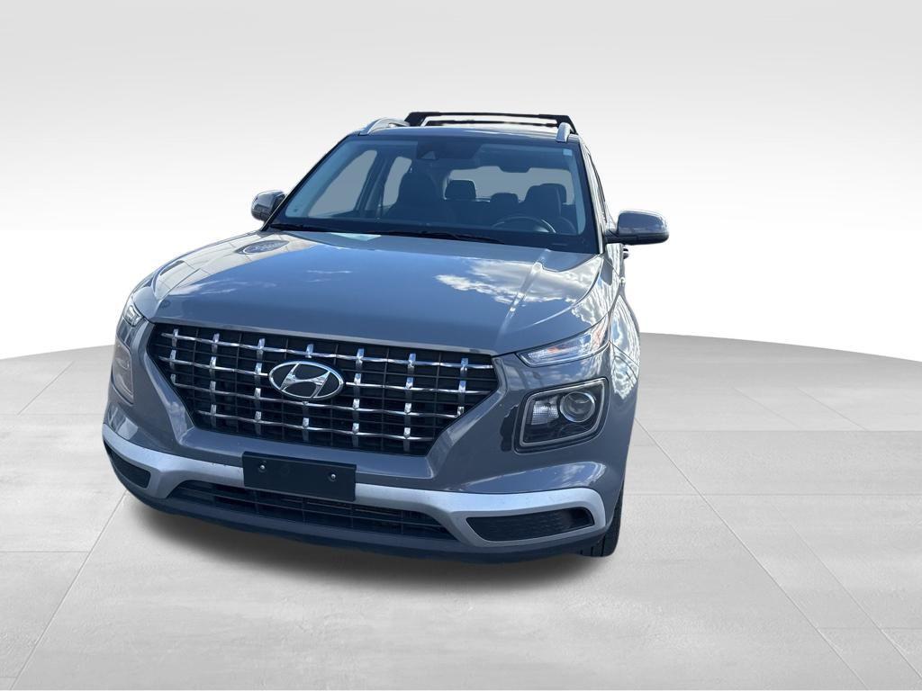 used 2022 Hyundai Venue car, priced at $16,395