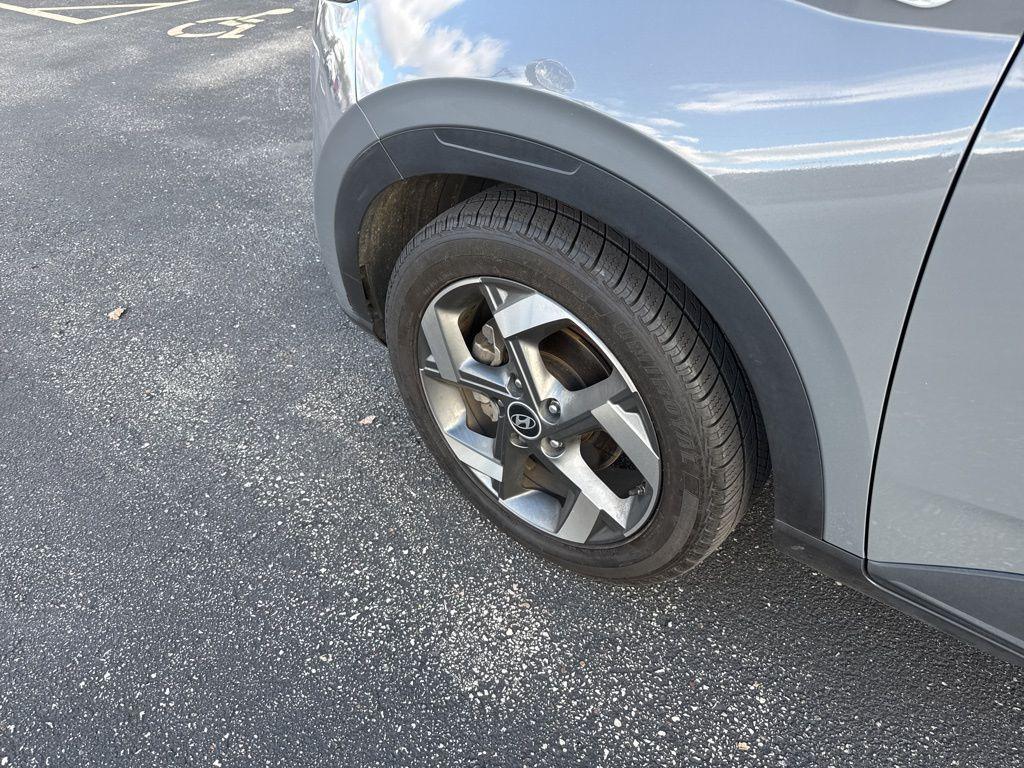 used 2022 Hyundai Venue car, priced at $16,395