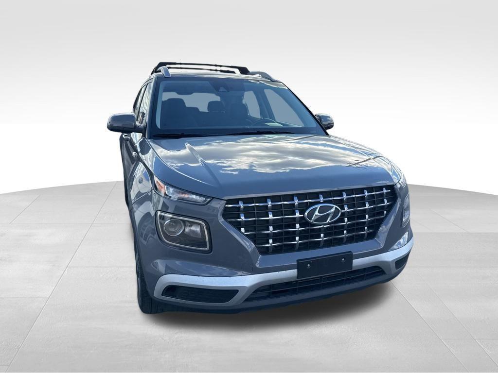 used 2022 Hyundai Venue car, priced at $16,395