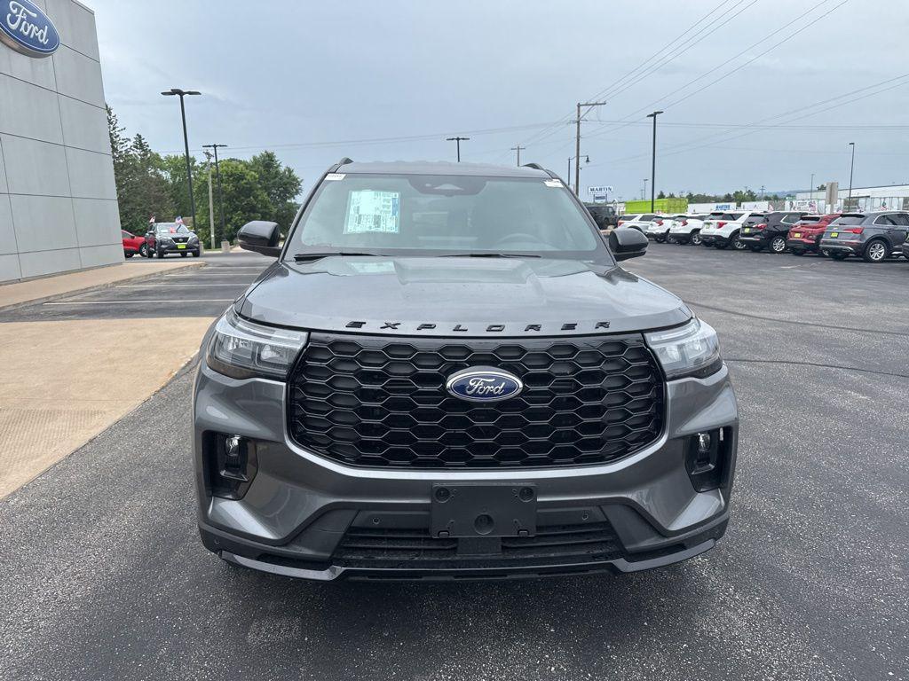 new 2025 Ford Explorer car, priced at $46,710