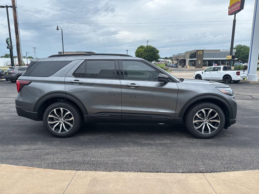 new 2025 Ford Explorer car, priced at $46,710