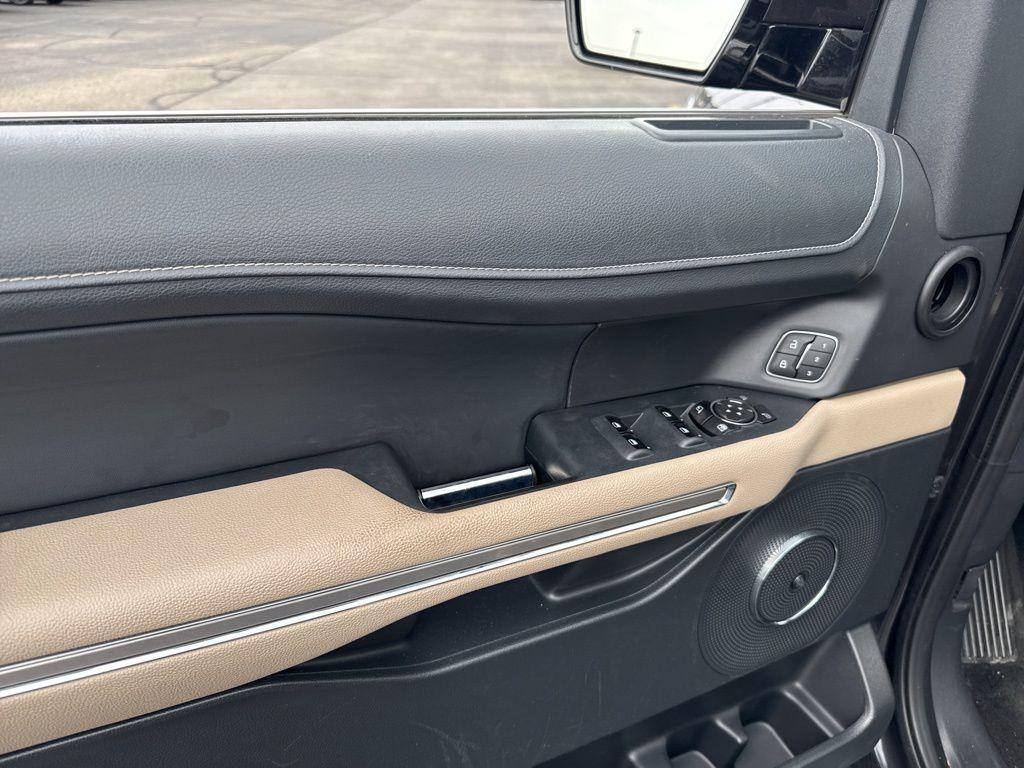 used 2022 Ford Expedition Max car, priced at $49,775