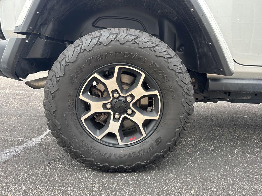 used 2022 Jeep Wrangler Unlimited car, priced at $36,375