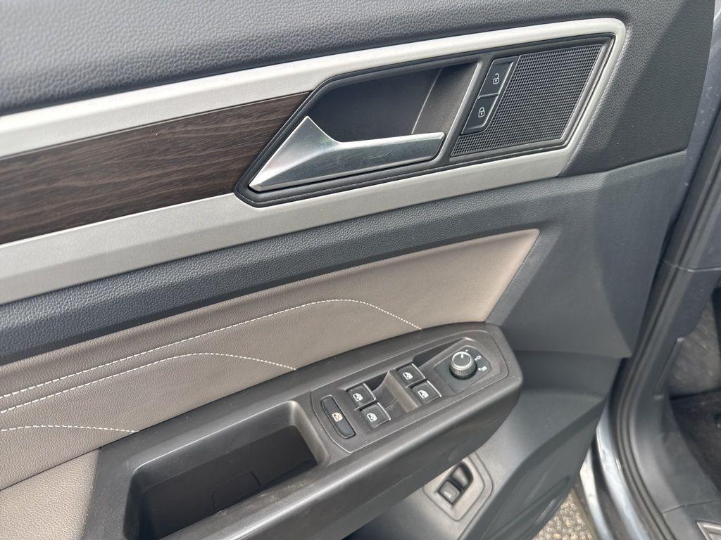 used 2022 Volkswagen Atlas car, priced at $30,640