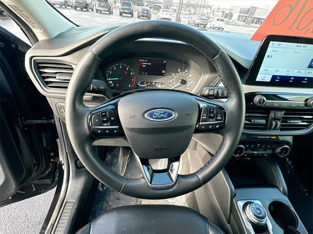 used 2022 Ford Escape car, priced at $20,876