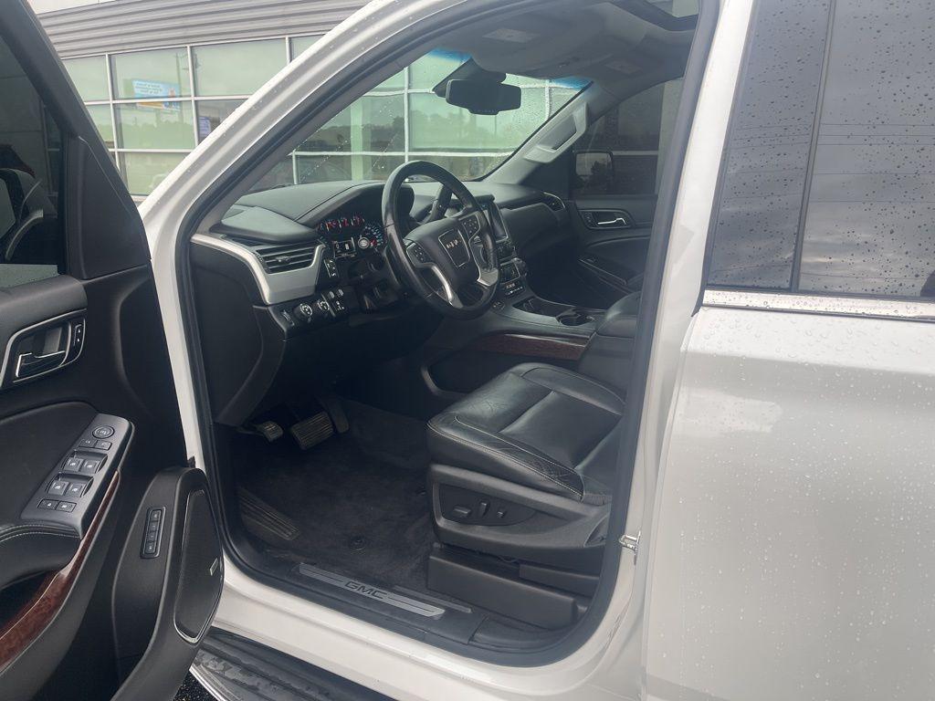 used 2019 GMC Yukon car, priced at $24,875