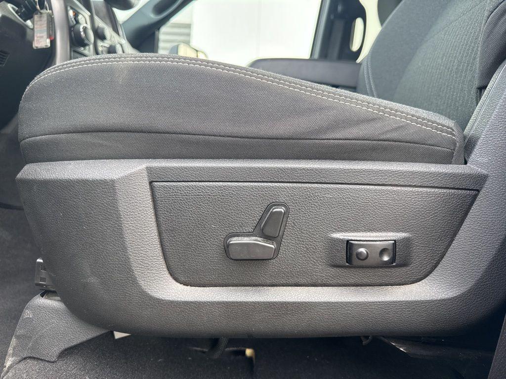 used 2023 Ram 1500 Classic car, priced at $31,744