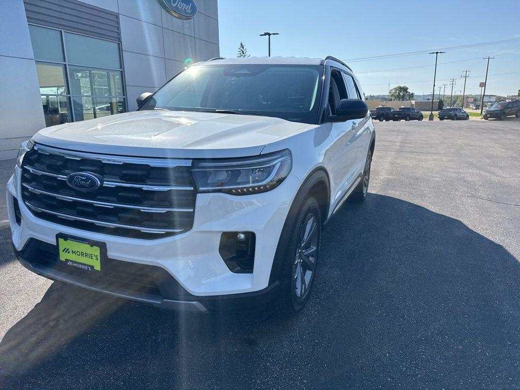 new 2025 Ford Explorer car, priced at $47,355