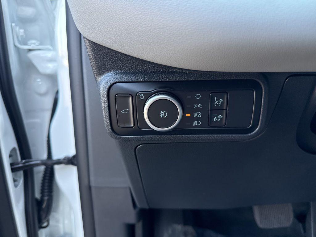 new 2025 Ford Explorer car, priced at $47,355