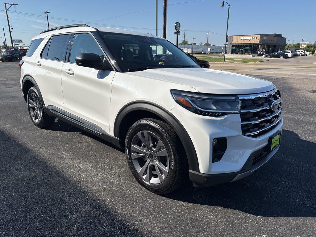 new 2025 Ford Explorer car, priced at $47,355