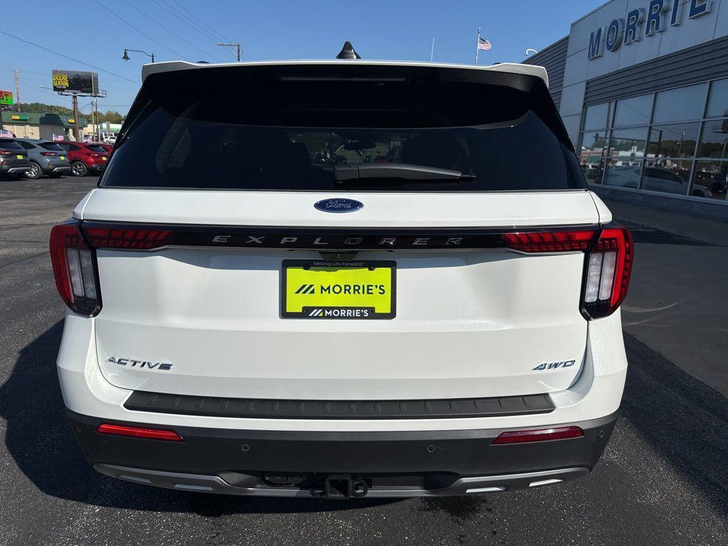 new 2025 Ford Explorer car, priced at $47,355
