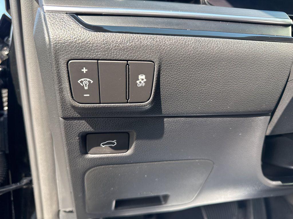 used 2025 Kia K5 car, priced at $26,975