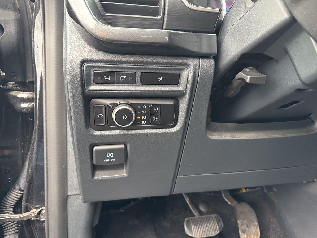 used 2023 Ford F-150 car, priced at $35,329