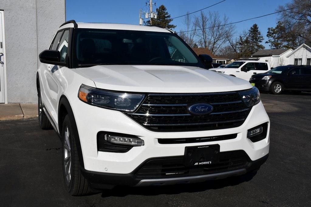 new 2024 Ford Explorer car, priced at $49,851