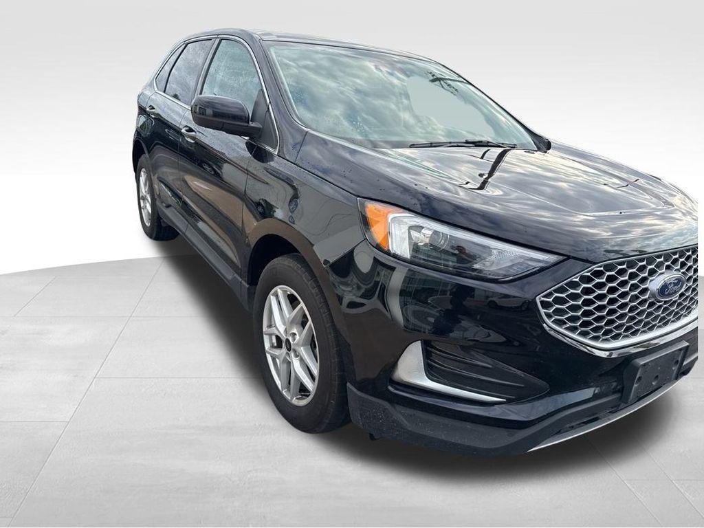 used 2024 Ford Edge car, priced at $25,975