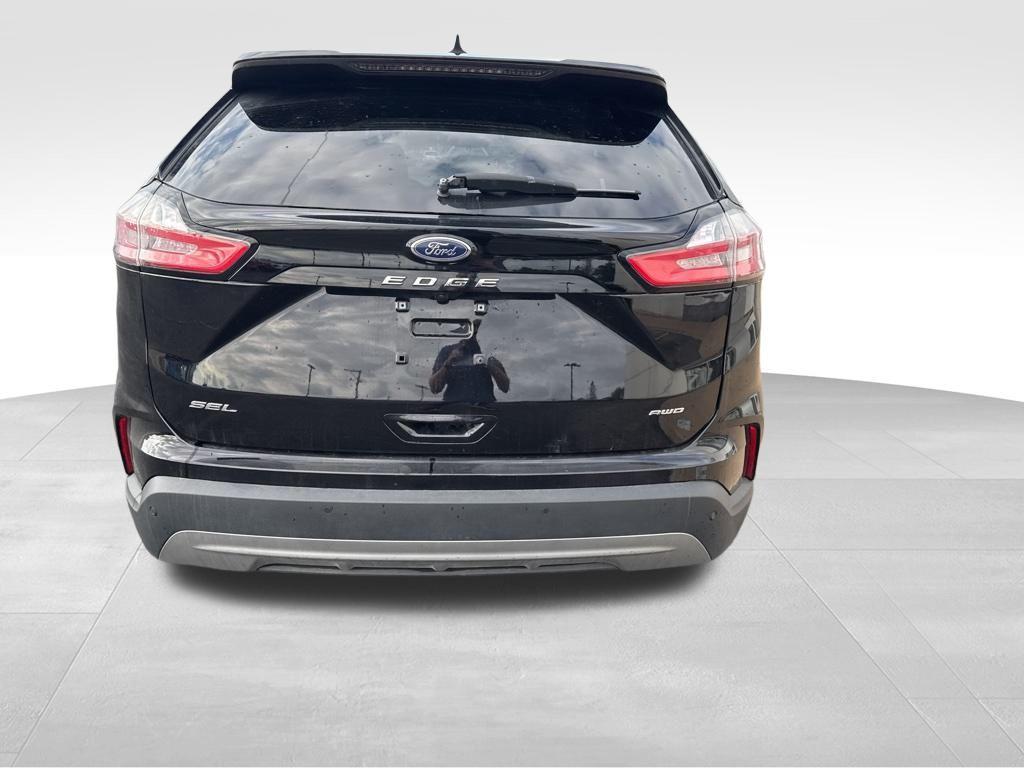 used 2024 Ford Edge car, priced at $25,975