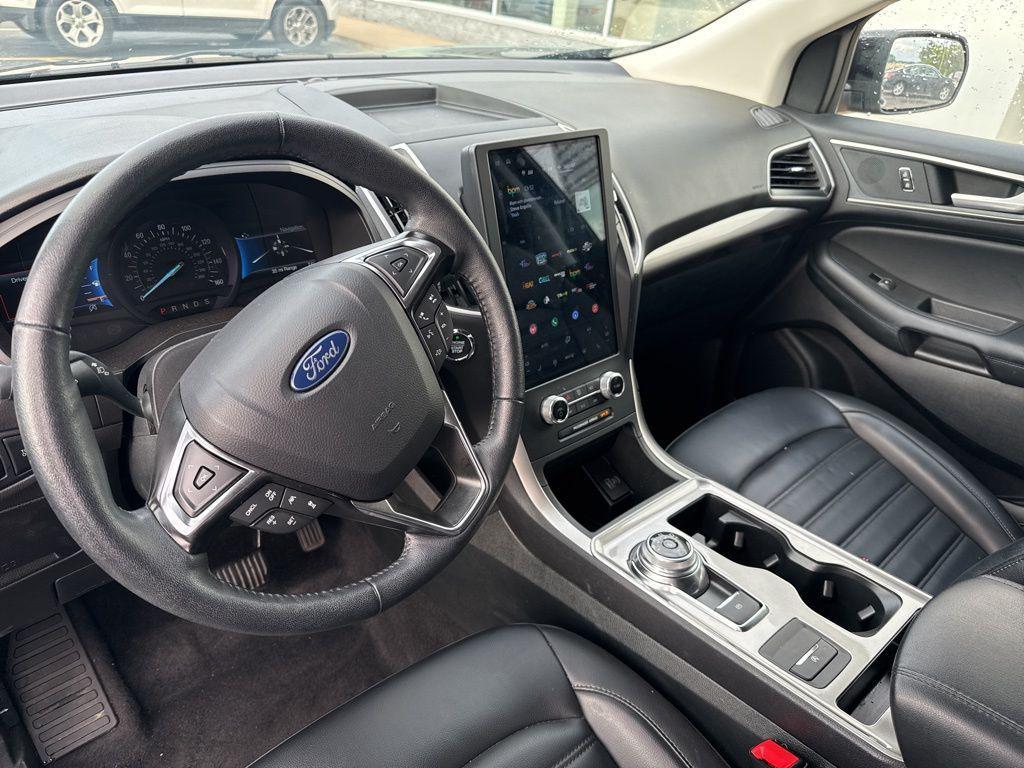 used 2024 Ford Edge car, priced at $25,975