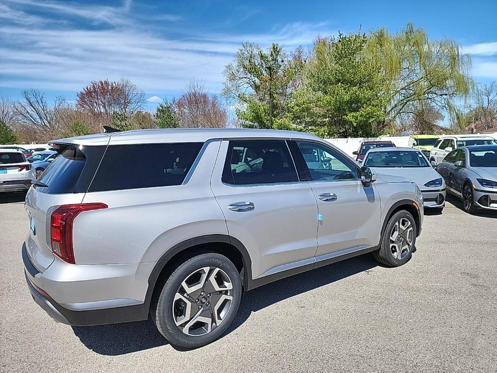 new 2025 Hyundai Palisade car, priced at $42,662