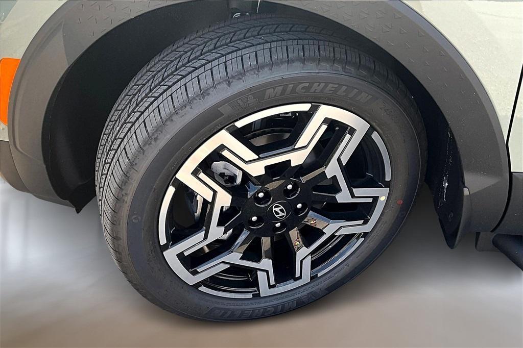 new 2025 Hyundai SANTA CRUZ car, priced at $41,214