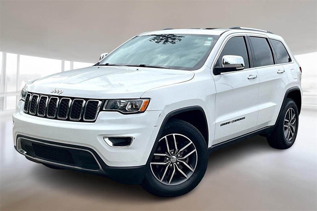 used 2017 Jeep Grand Cherokee car, priced at $17,638