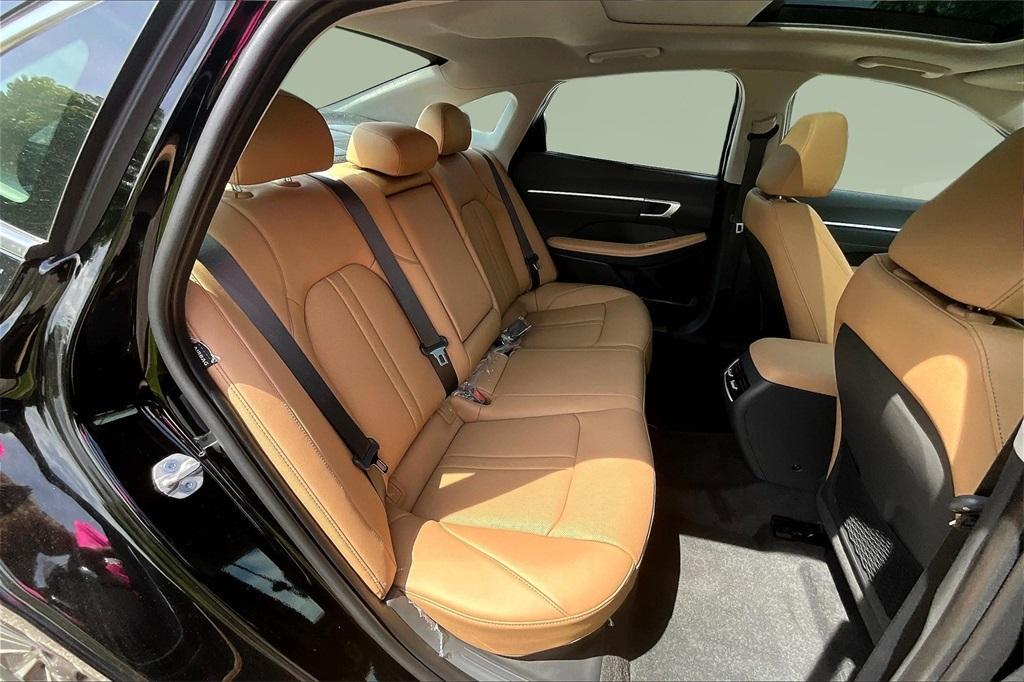 new 2025 Hyundai Sonata Hybrid car, priced at $36,782