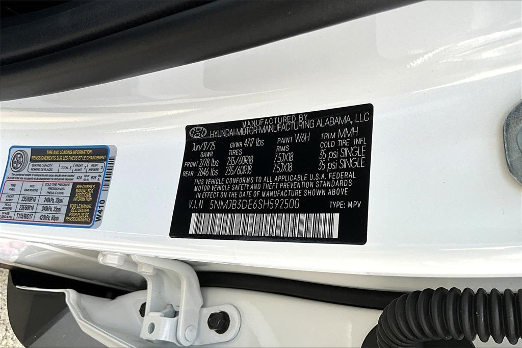 new 2025 Hyundai Tucson car, priced at $32,611