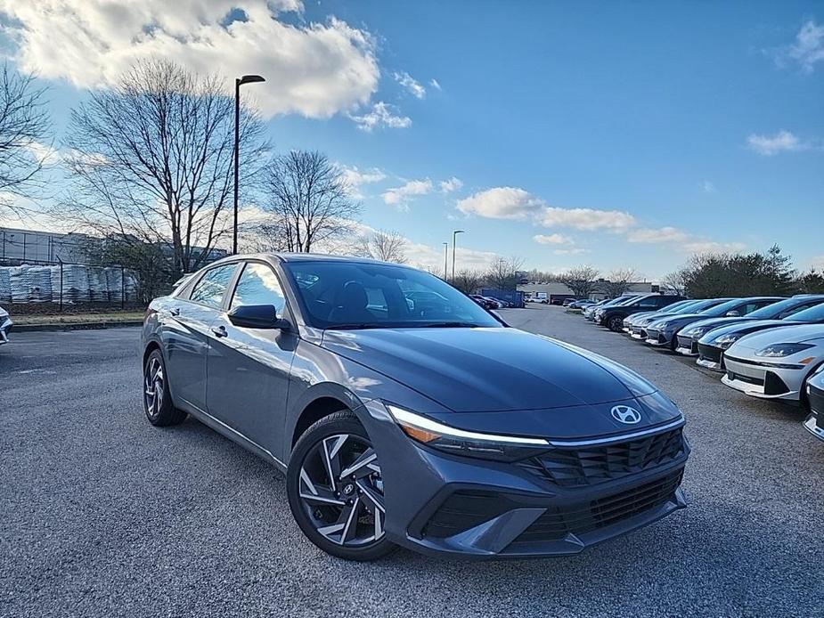 new 2025 Hyundai Elantra car, priced at $23,659