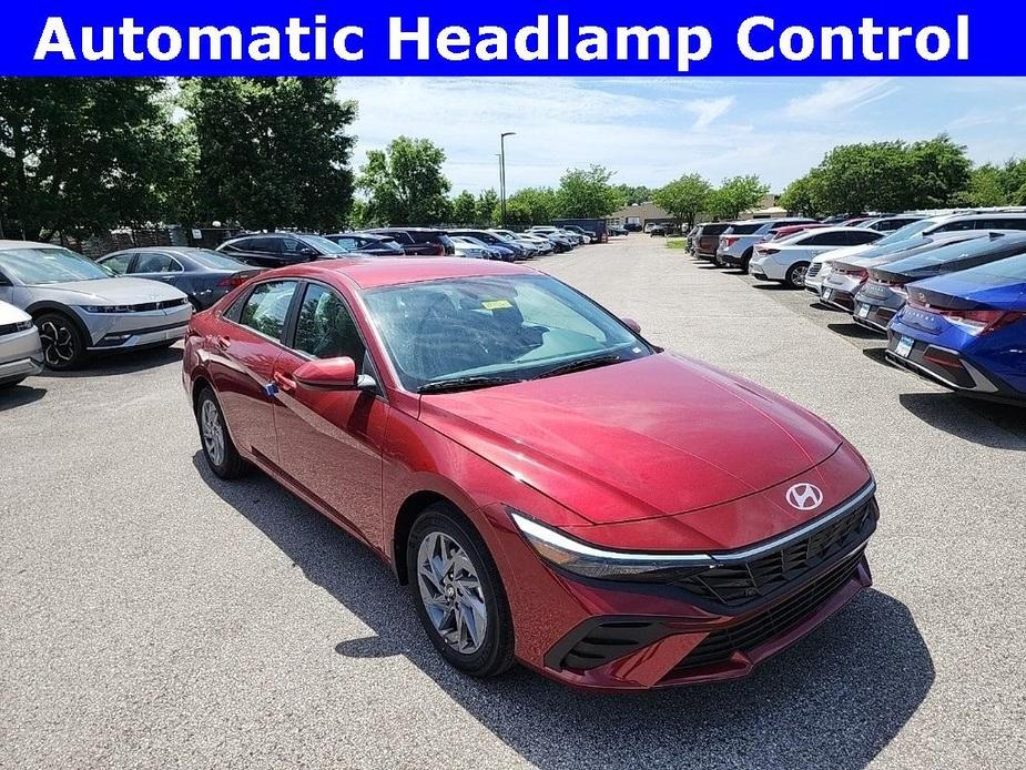 new 2024 Hyundai Elantra car, priced at $23,524