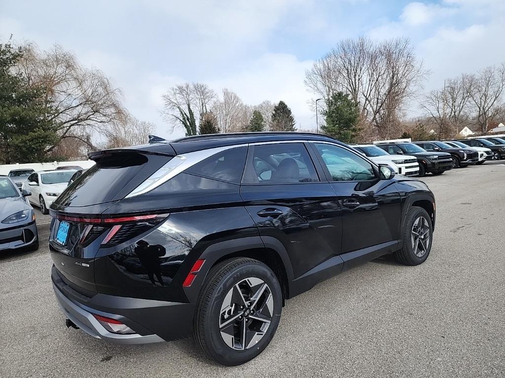 new 2025 Hyundai Tucson car, priced at $32,395